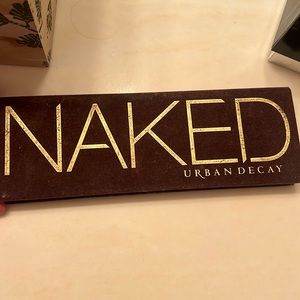 Naked palette